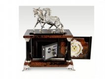 Часы-сейф "Лошади" из обсидиана С-025