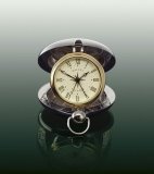 Кварцевые часы мореплавателя "Voyager" с будильником и отделкой золотого цвета Dalvey 00656