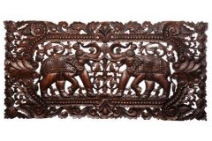 Резное деревянное панно "Царские слоны"