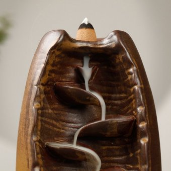 Подставка для благовоний из керамики "Стелющийся дым" J31, коричневая Luxury Gift