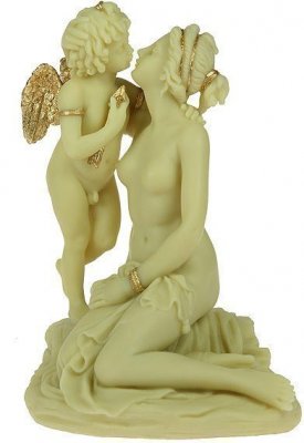 Настольная статуэтка “Поцелуй Амура”