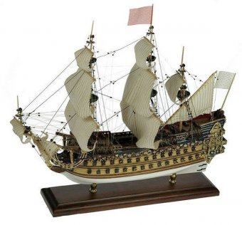 Модель корабля подарочная “Le Soleil Royal ”