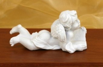 Подарочная декоративная фигурка "Читающий ангел"