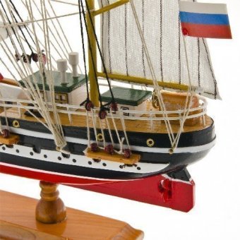 Модель парусника "Крузенштерн", 50*31*9см