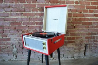 Ретропроигрыватель Bermuda Crosley CR6233A-RE