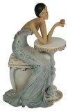 Статуэтка "Девушка с бокалом" 16*10*25 см