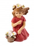 Статуэтка фарфоровая "Девочка с корзиной цветов" 12*8*14 см