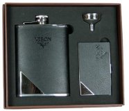 Подарочный набор VIRON 45297 (фляжка 230мл, воронка, визитница) 21*18*5см